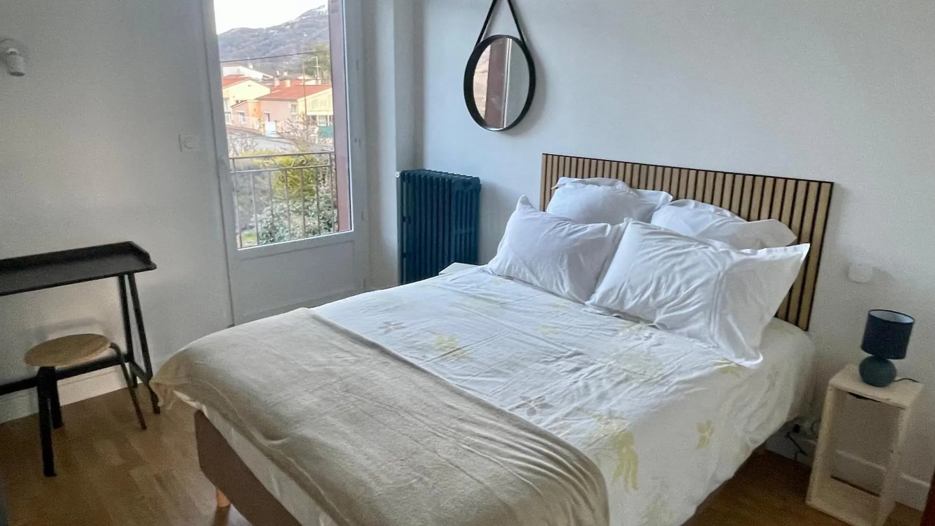 Appartement Cosy Dans Une Maison De Caractere Tallard Apartment